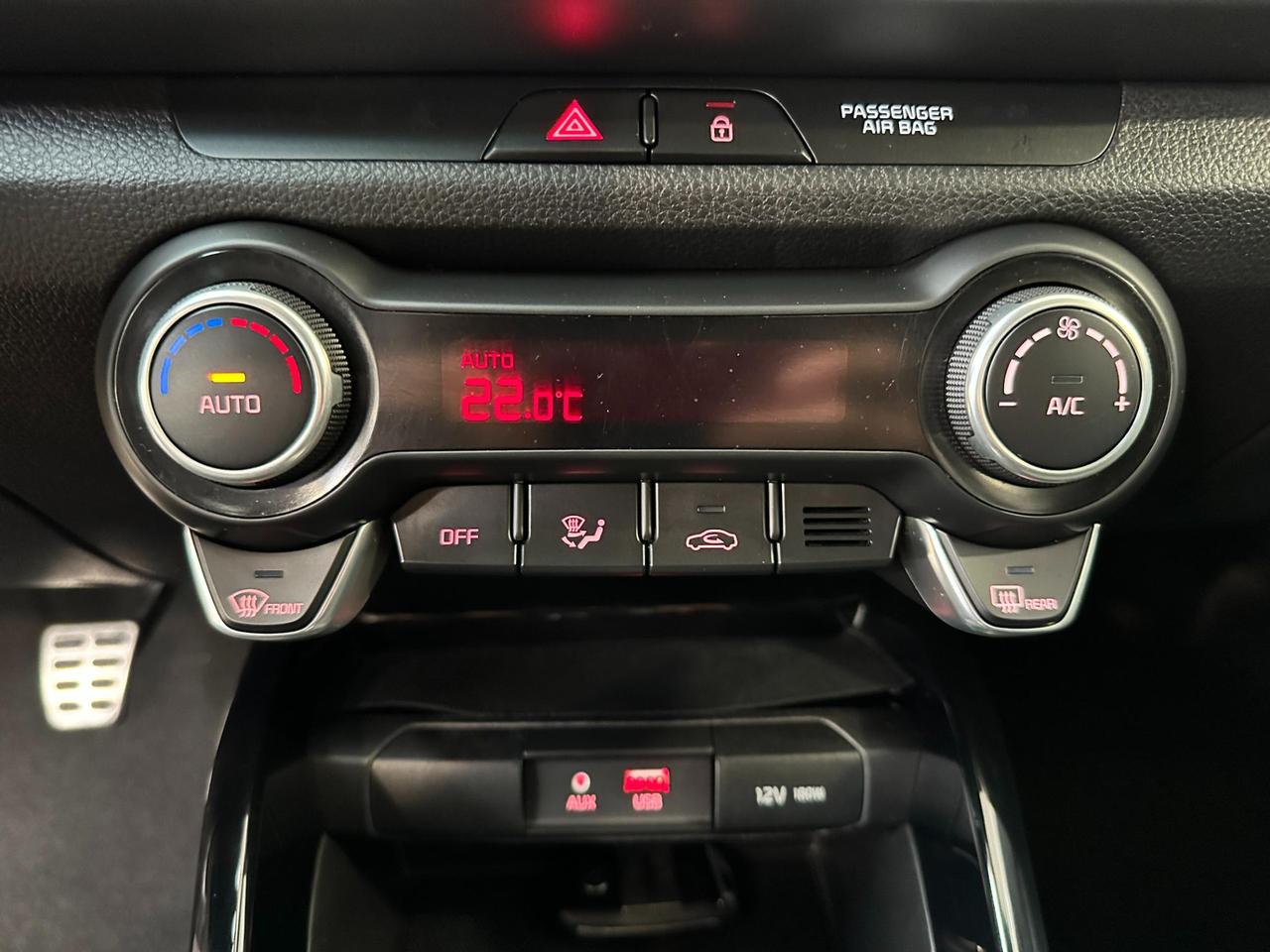 Kia Rio 1.4 crdi Cool Techno Pack 90cv - Carplay - Camera