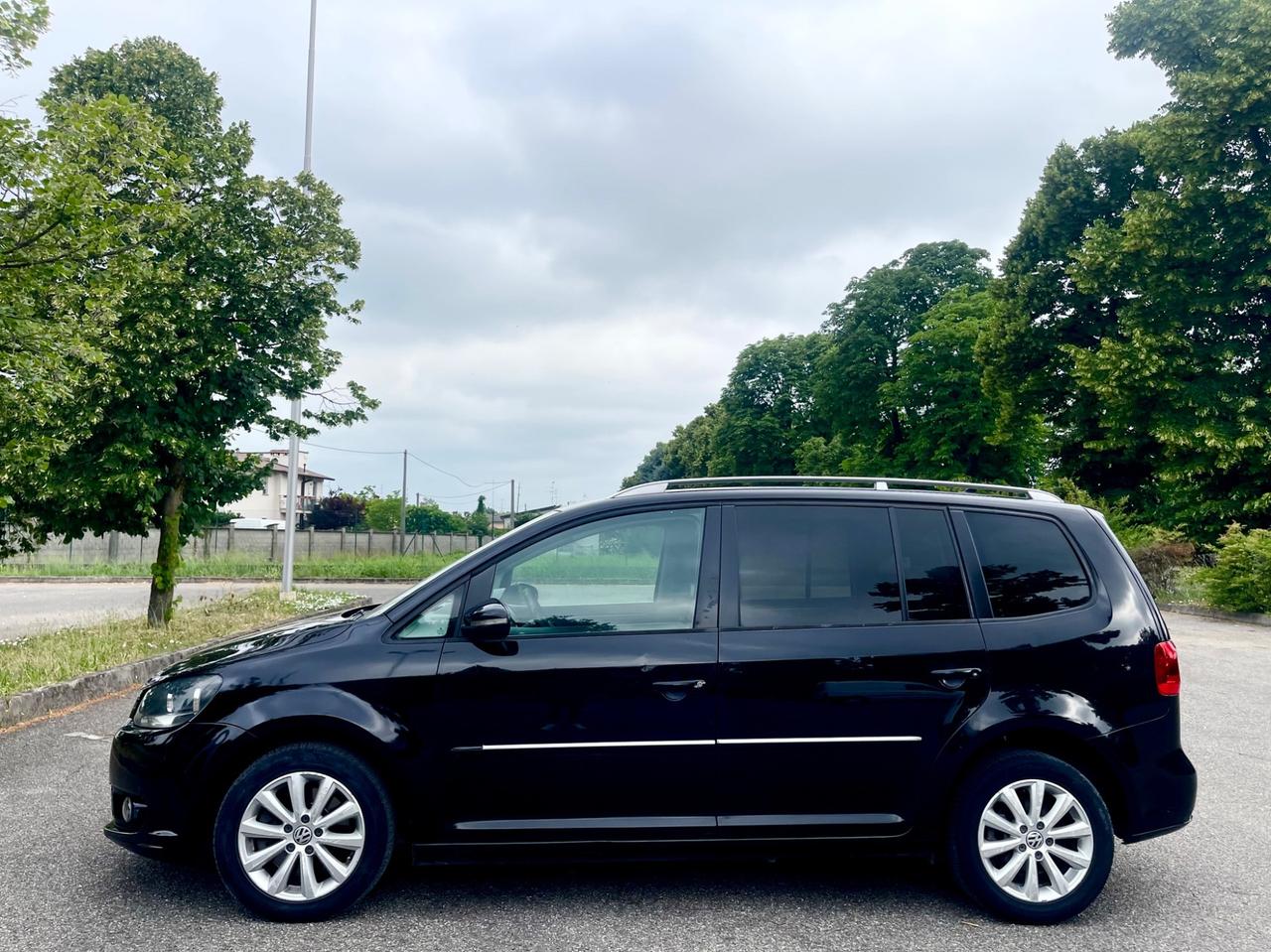 Volkswagen Touran 2.0 TDI 140 CV DSG Highline
