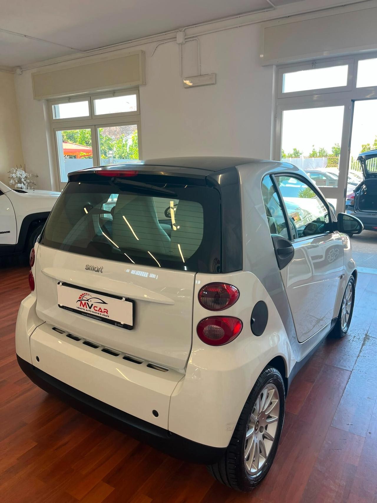 Smart ForTwo 1000 52 kW MHD coupé passion