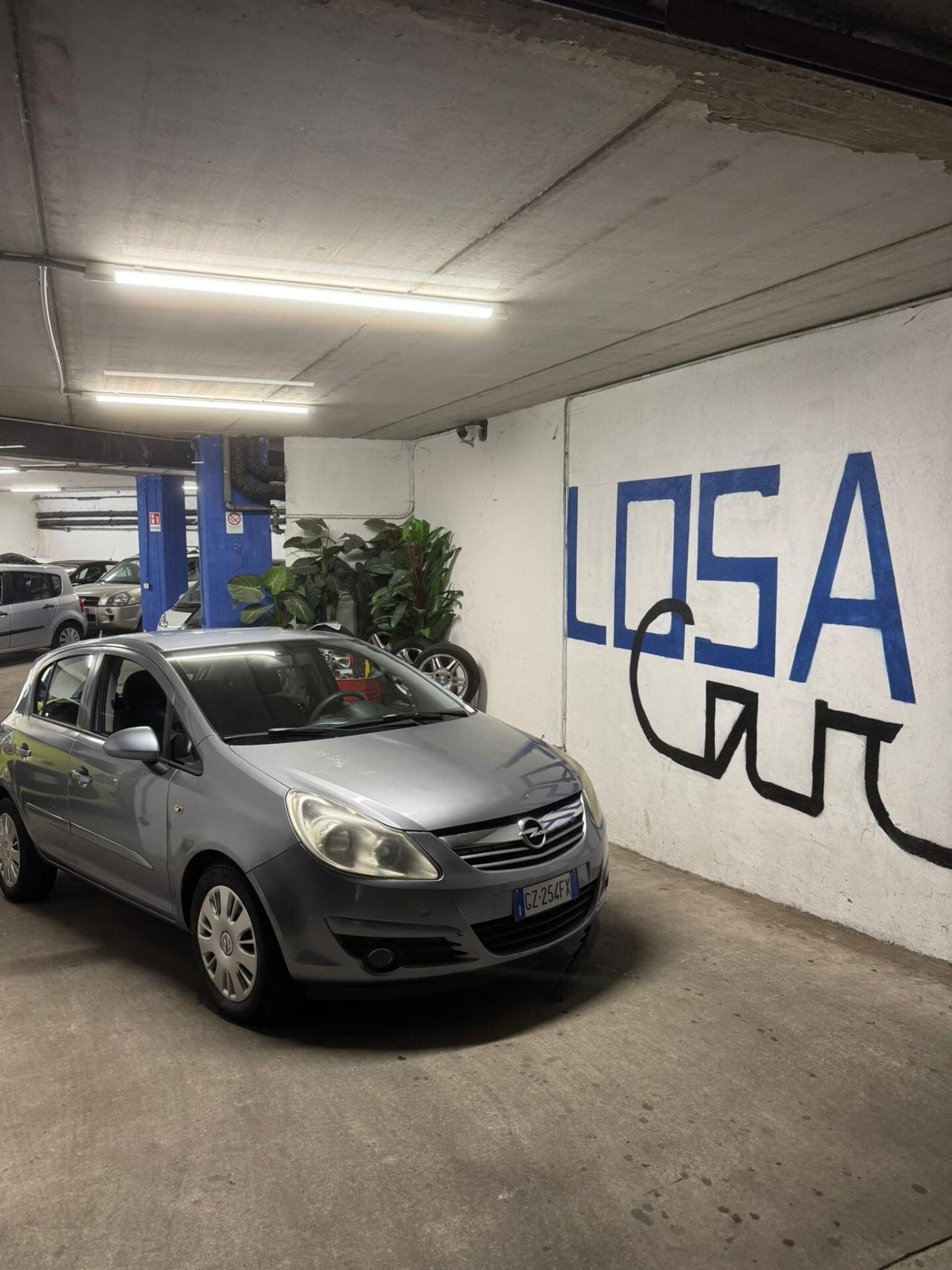 Opel Corsa 1.2 5 porte Cosmo