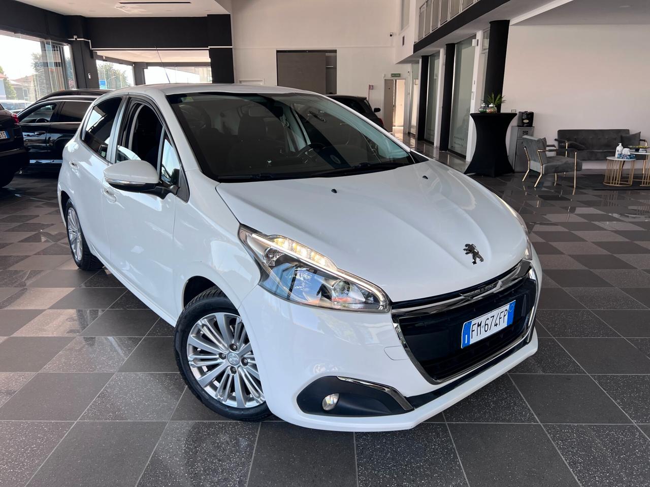 Peugeot 208 PureTech 82 5 porte Access