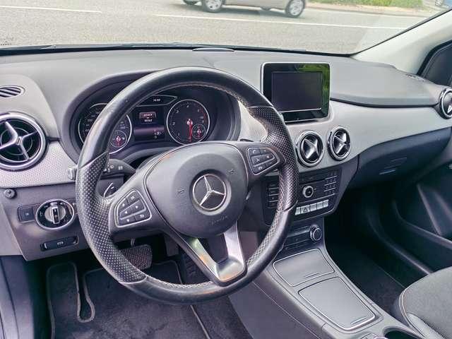 Mercedes-Benz B 180 B 180 d (cdi) Premium auto FL E6
