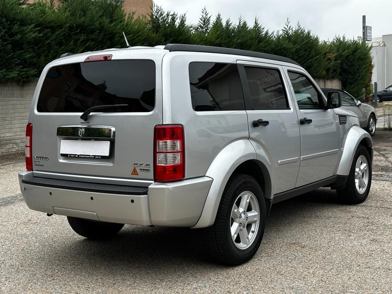 Dodge Nitro 2.8 CRD DPF SXT 4WD