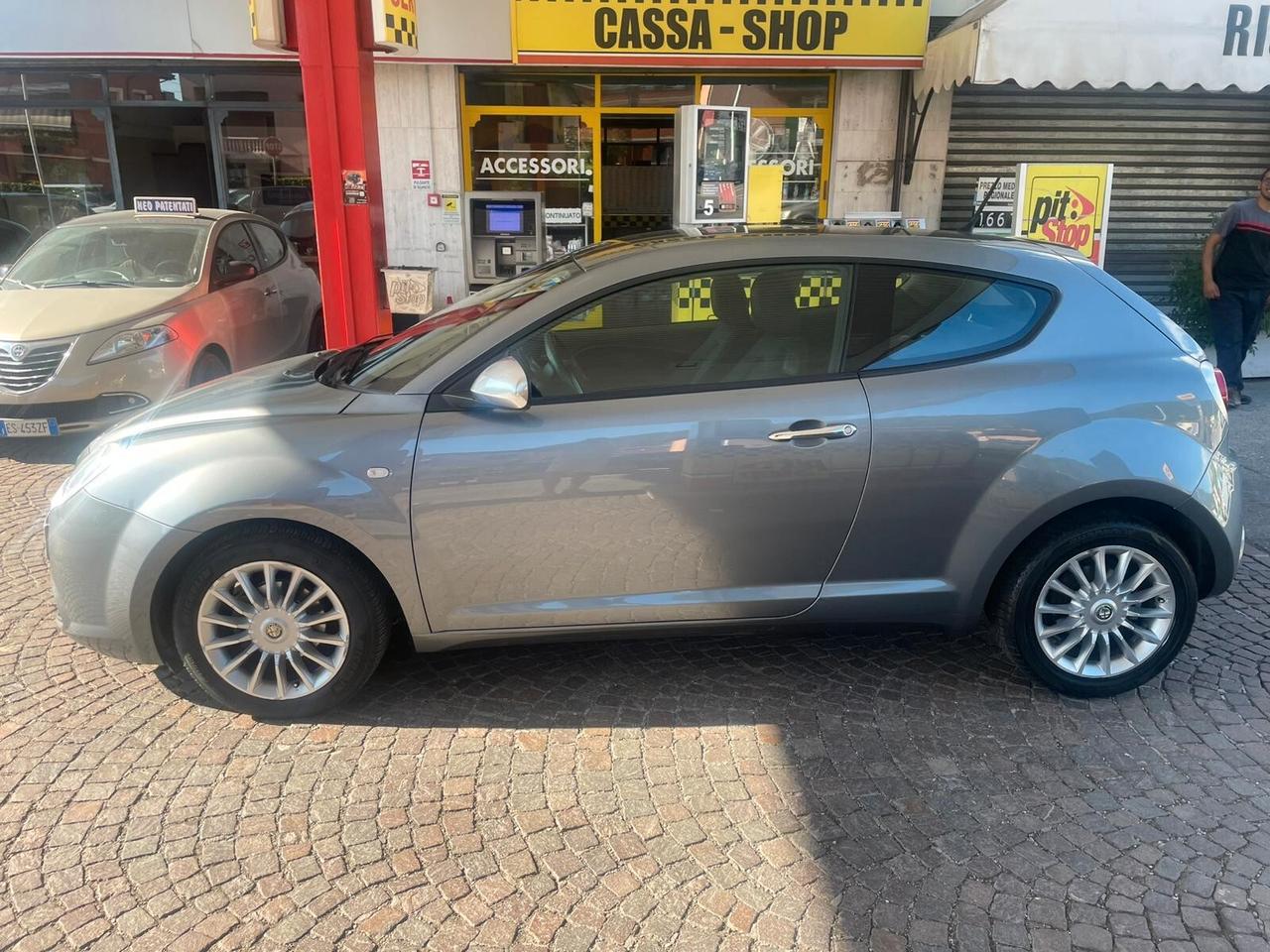 Alfa Romeo MiTo 1.4 105 CV M.air S&S Distinctive Sport Pack