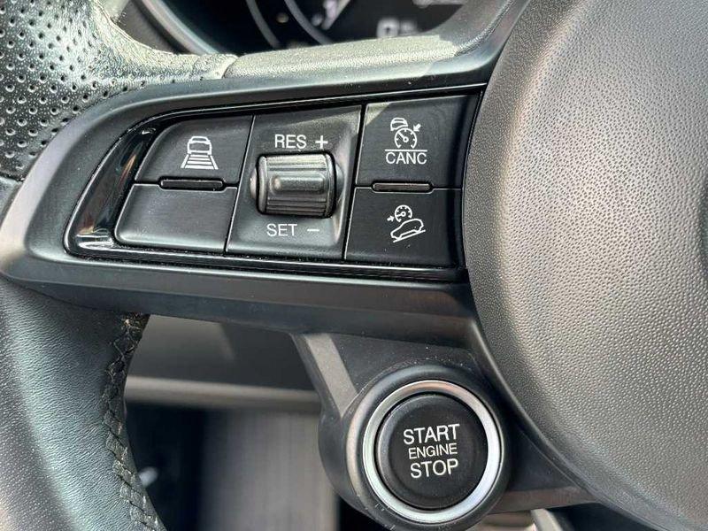 Alfa Romeo Stelvio 2020 2.2 t Executive Q4 190cv auto