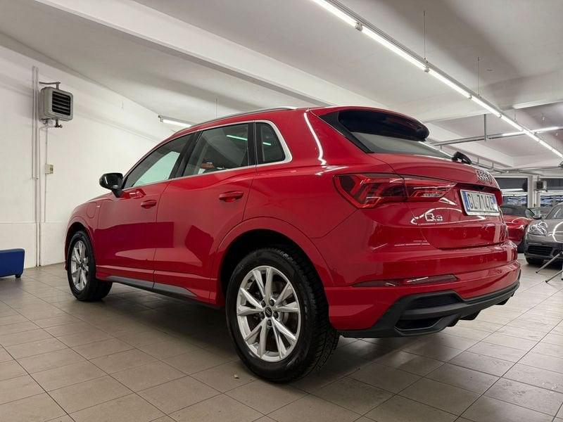 Audi Q3 45TFSI eS tronic anche a304€