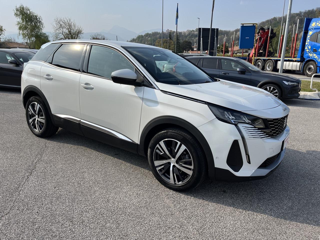 PEUGEOT 3008 1500 HDI 130 CV AUT. AUTOCARRO N1