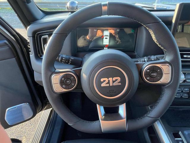 EMC 212 2.0 TGDI 8AT 4WD Officer