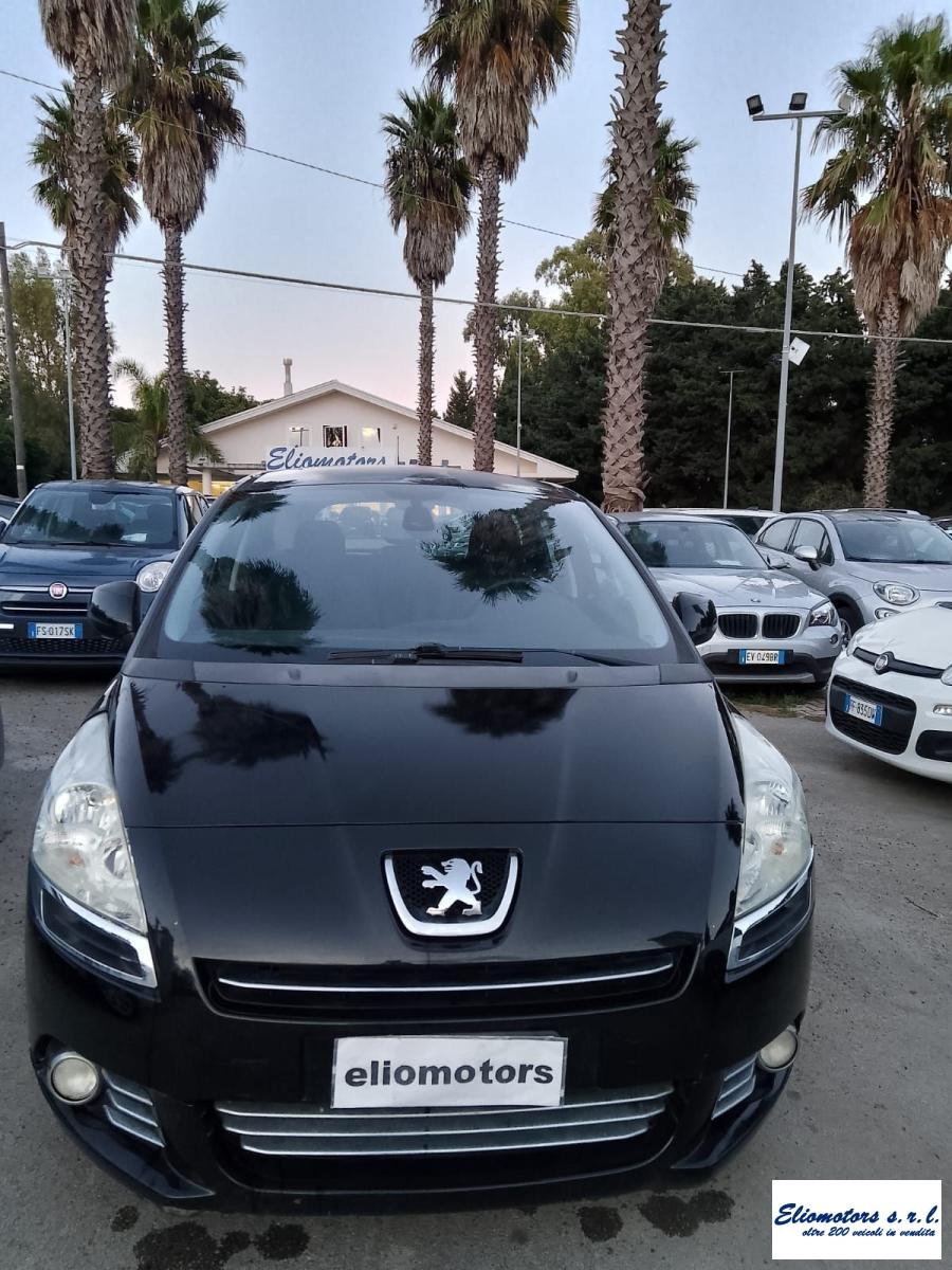 PEUGEOT - 5008 - 1.6 HDi 112 CV Business-CAMBIO AUTOMATICO