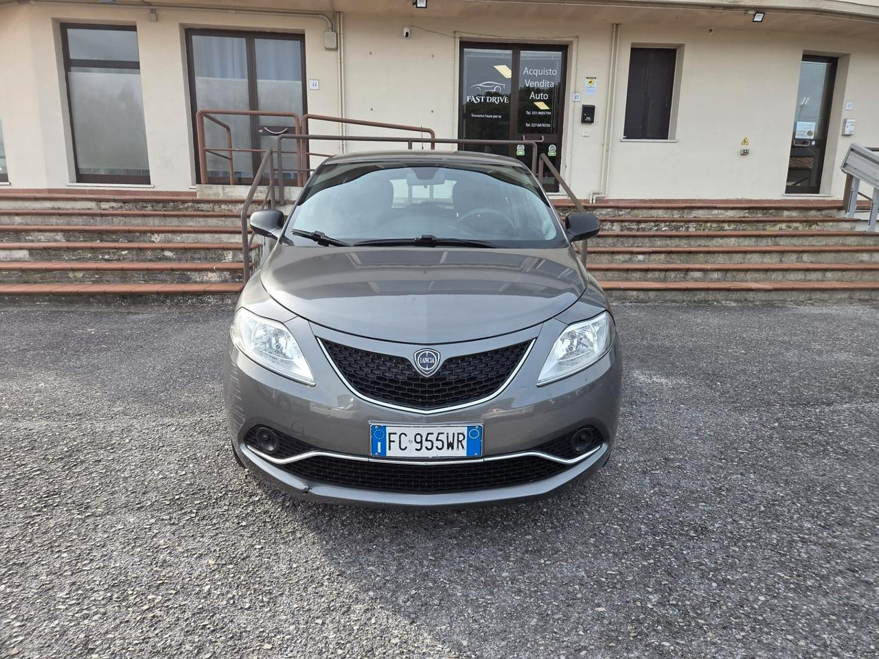 Lancia Ypsilon 1.2 69 CV 5 porte Opening Edition