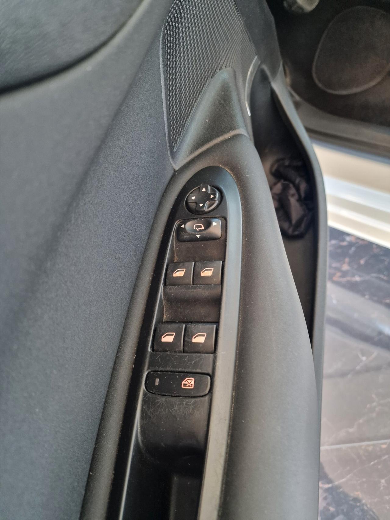 Citroen C4 1.6 BENZINA-GPL, 141 mila chilometri