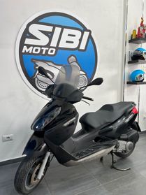 PIAGGIO X7 250