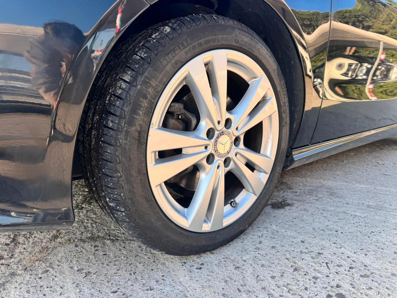Mercedes-benz A 200 d Sport
