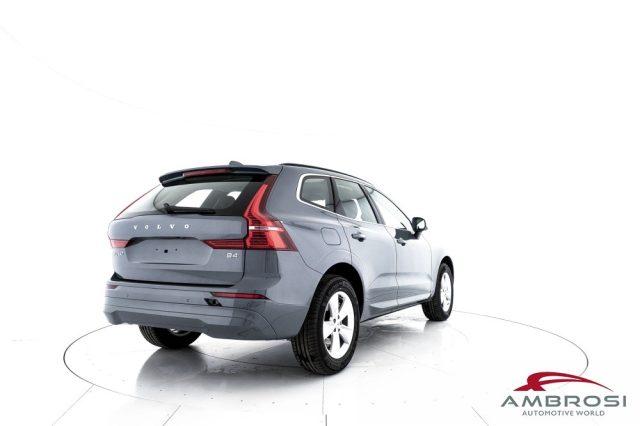 VOLVO XC60 B4 Mild hybrid Benzina Essential