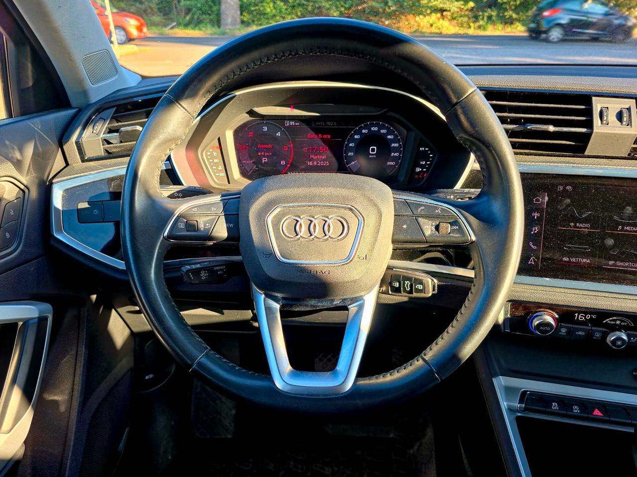 Audi Q3 35 TDI S tronic line edition 2020-E6 Automatico