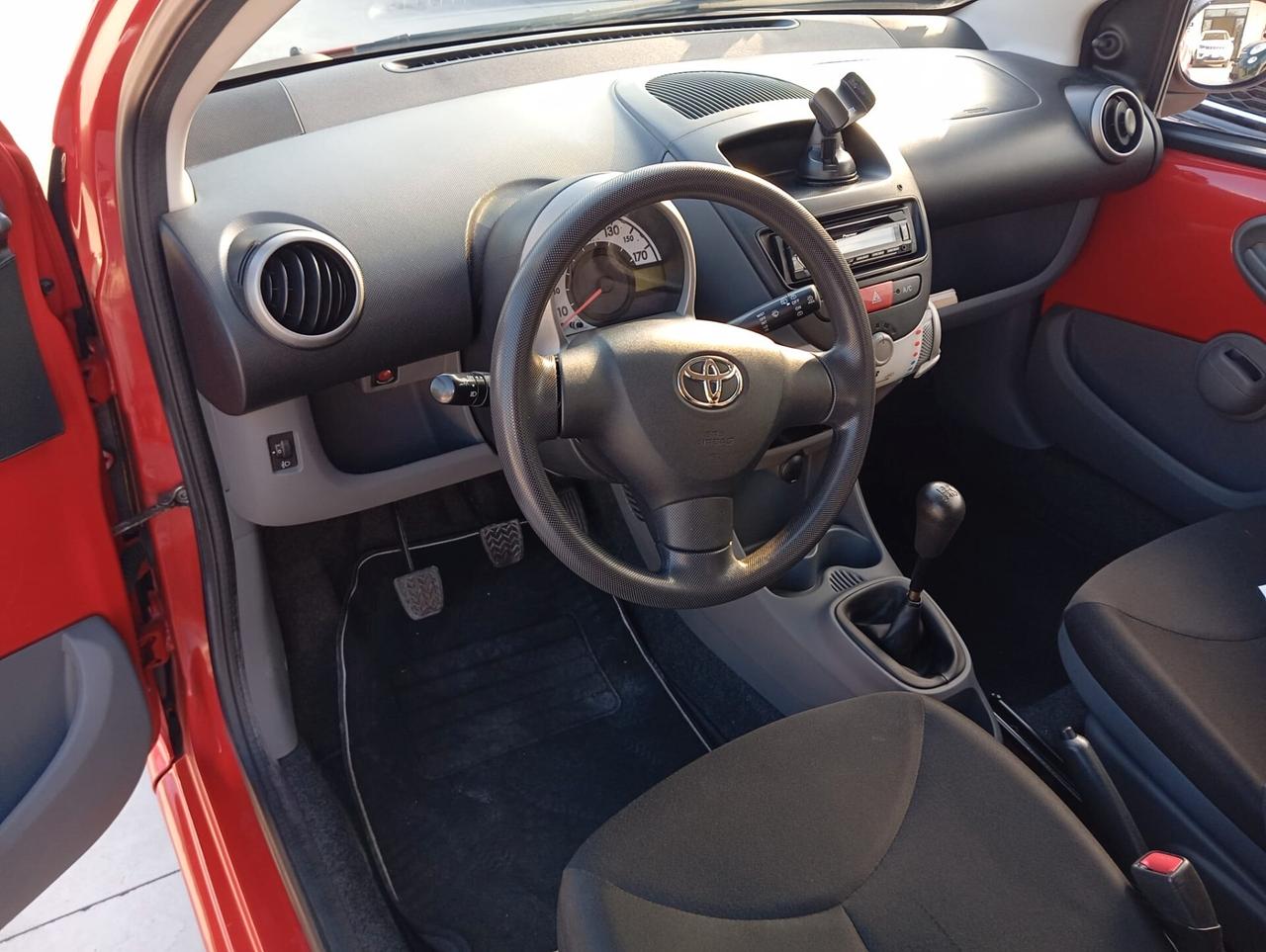 Toyota Aygo 1.0 12V VVT-i 3 porte