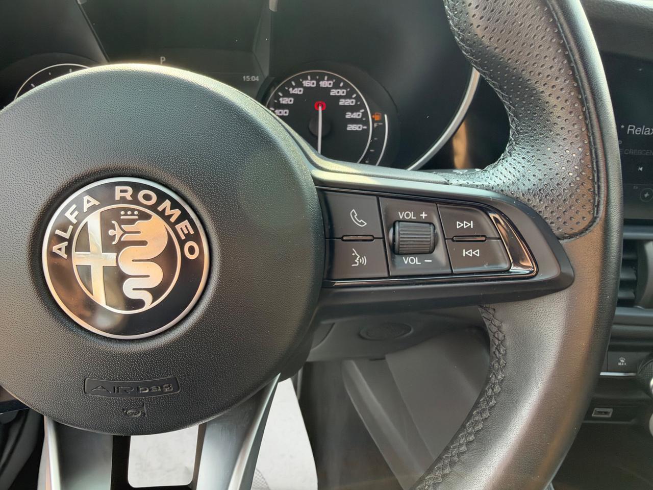 Alfa Romeo Giulia 2.2 Turbodiesel 160 CV AT8