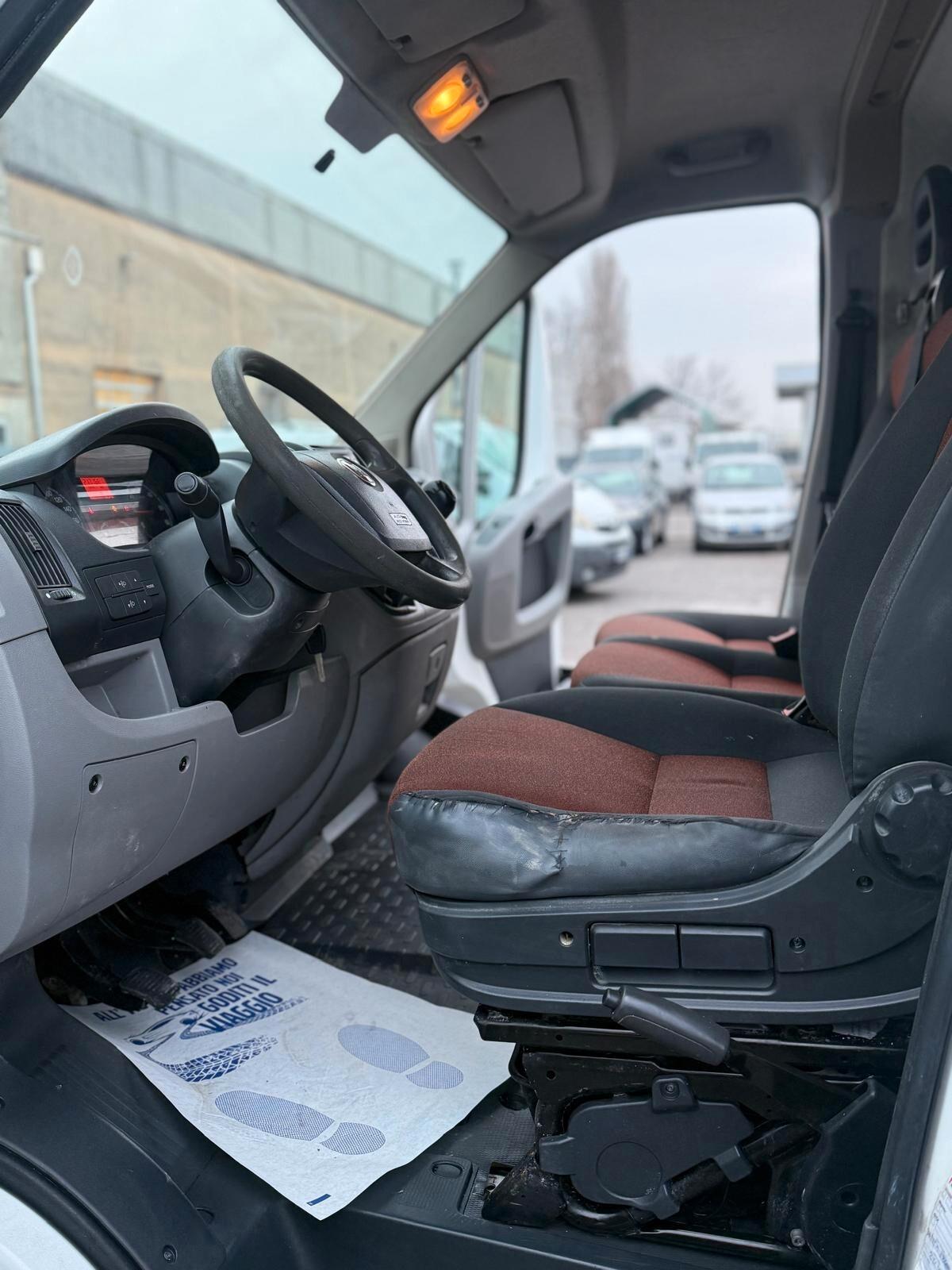 Mercedes-Benz Vito 2.2 Vito 2.2 113 CDI Mixto Vetrato Long 6 POSTI