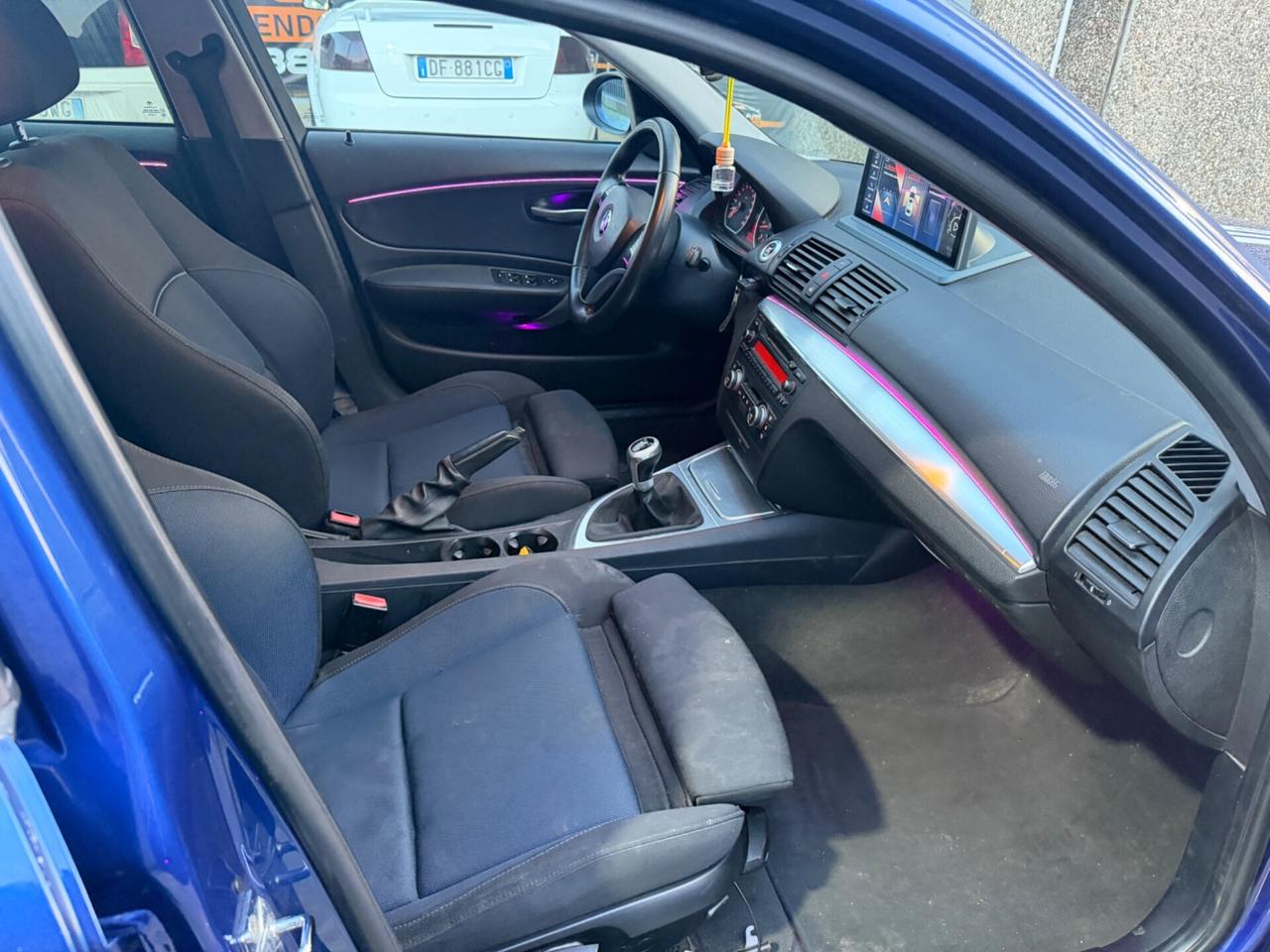 BMW 116i BENZINA EURO4 GANCIO TRAINO NEOPATENTATI