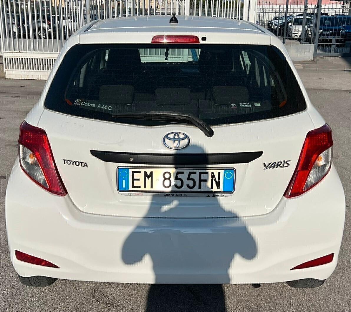 Toyota Yaris 1.0 5 porte GPL