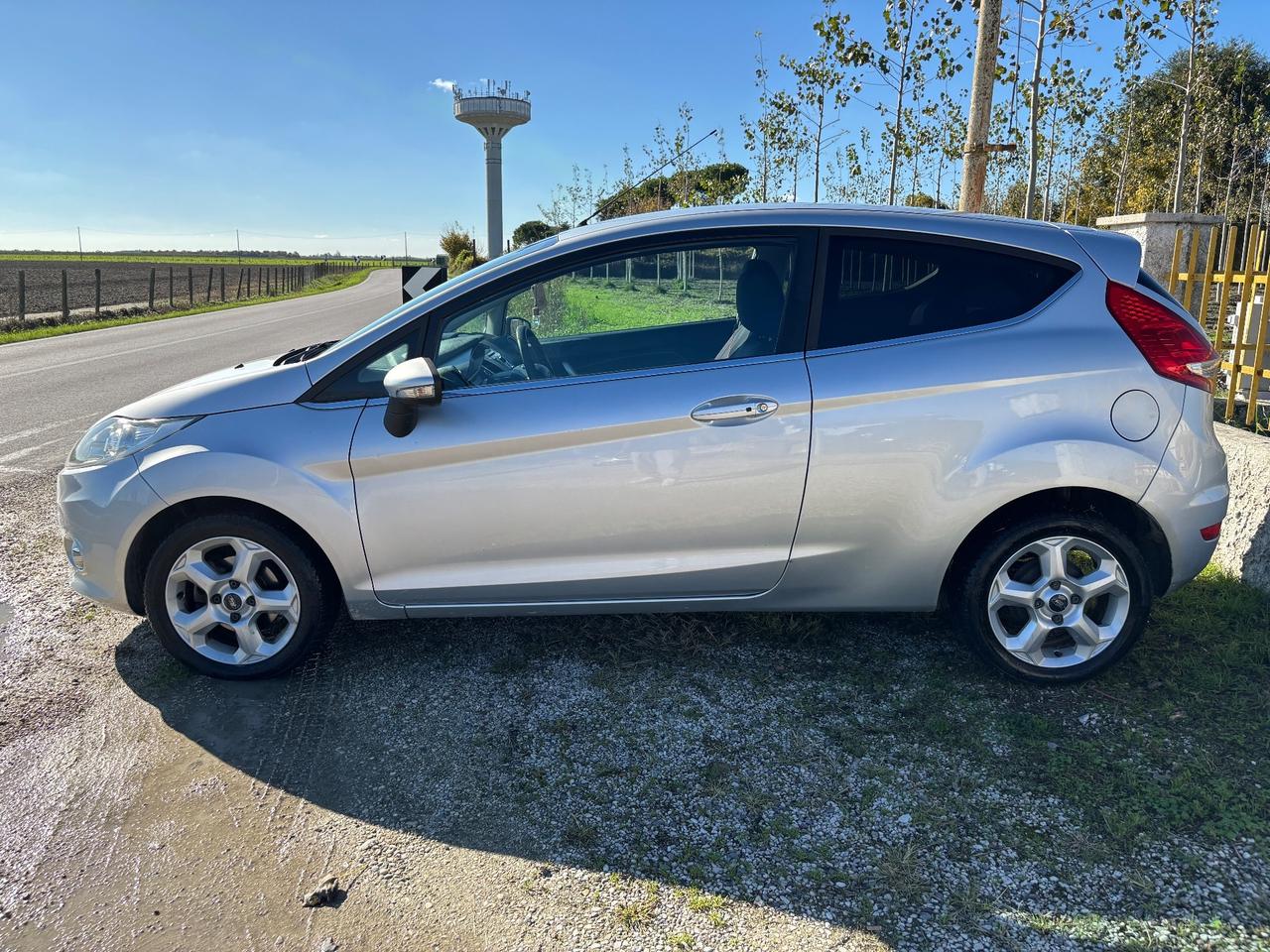 Ford Fiesta 1.4 96CV aut. 3 porte Titanium