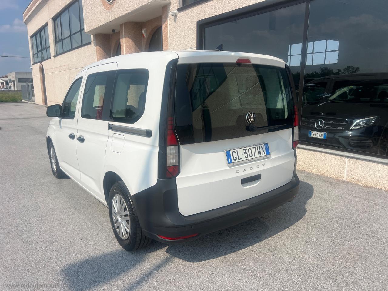 VOLKSWAGEN Caddy 2.0 TDI 102CV Space 5 POSTI AUTOVETTURA