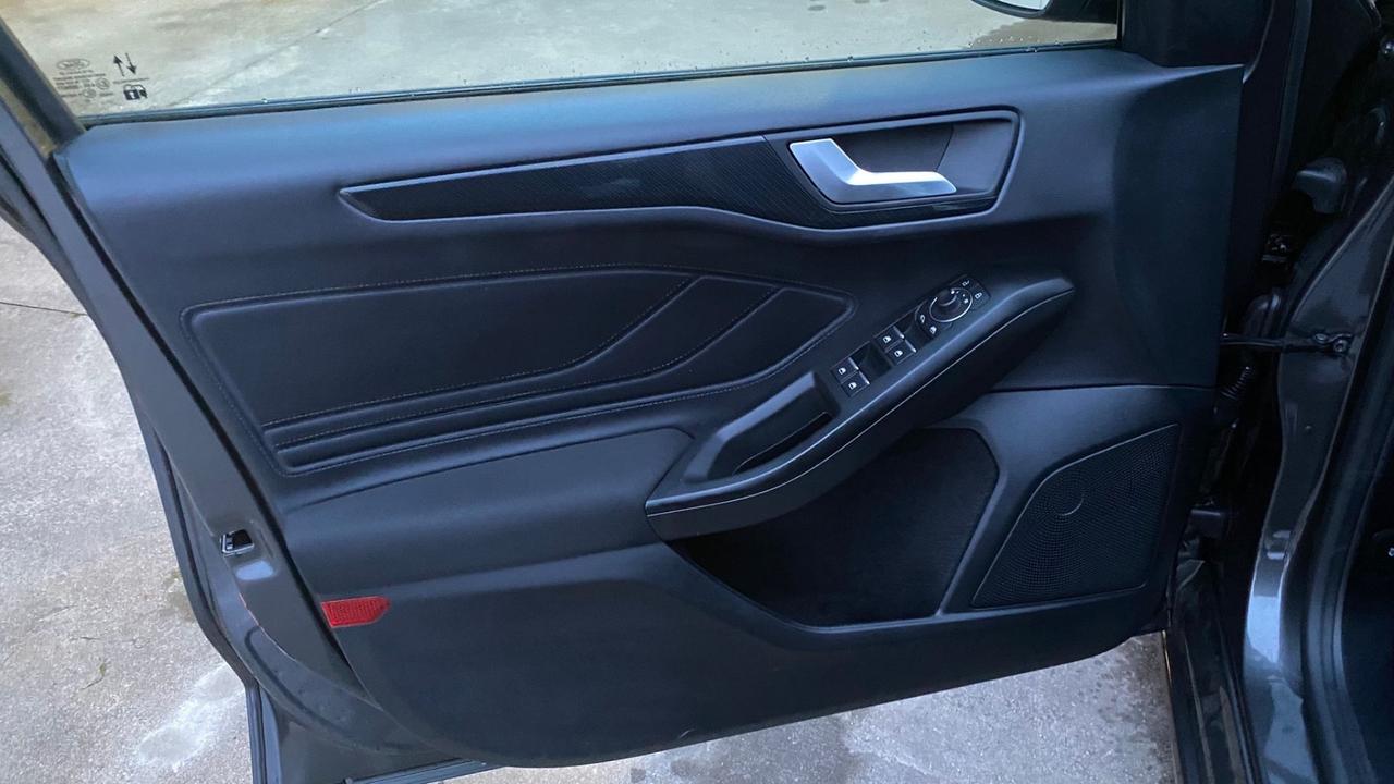 Ford Focus 1.0 EcoBoost Hybrid 125 CV Powershift SW ST-Line