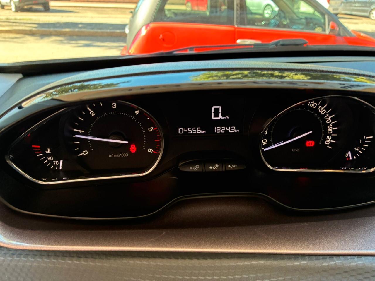 Peugeot 2008 1.6 e-HDi 92 CV Stop&Start Allure