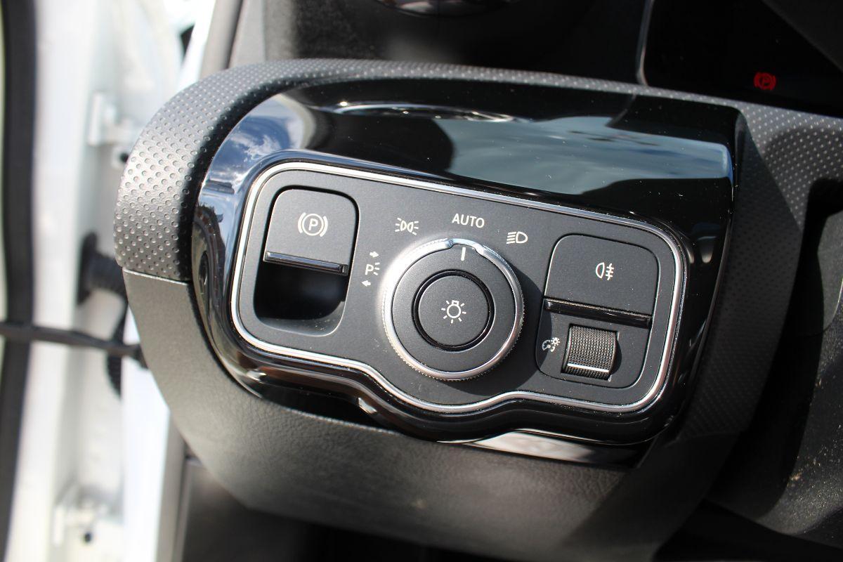 MERCEDES - Classe A - A 180 d Automatic Premium AMG