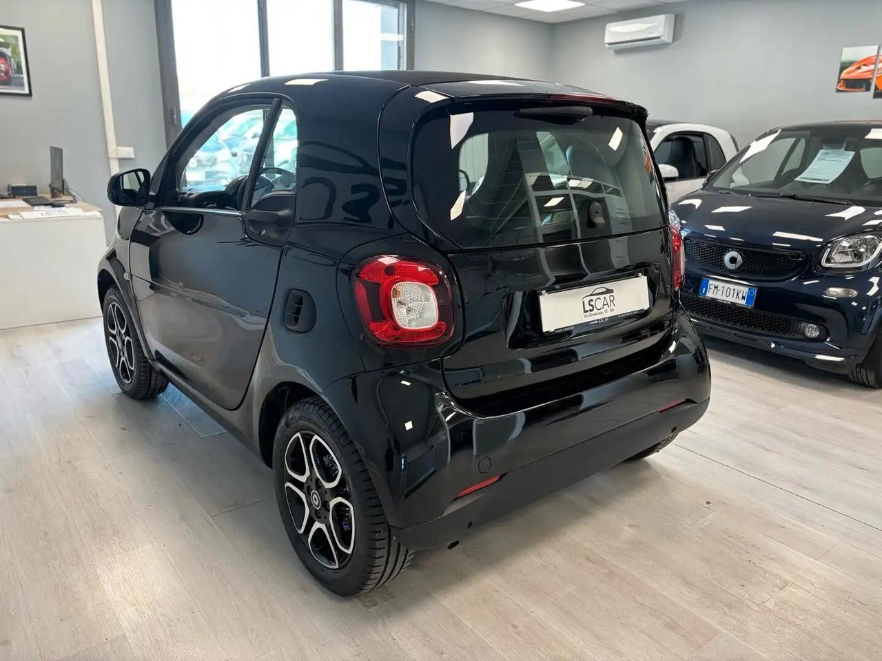 Smart ForTwo 70 1.0 Passion~UniPro~Km e Tagliandi Certificati~Promo Finanziamento~Pronta Consegna