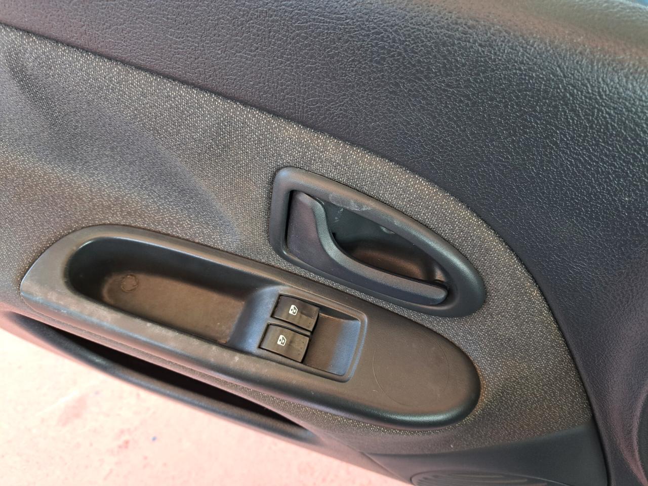Renault Clio 1.2 Benz 5 porte