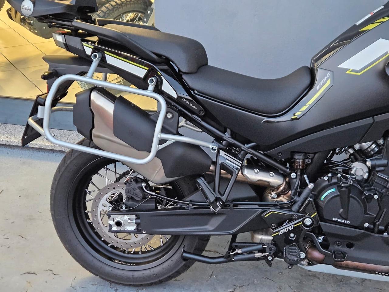 CF Moto 800MT - 2026