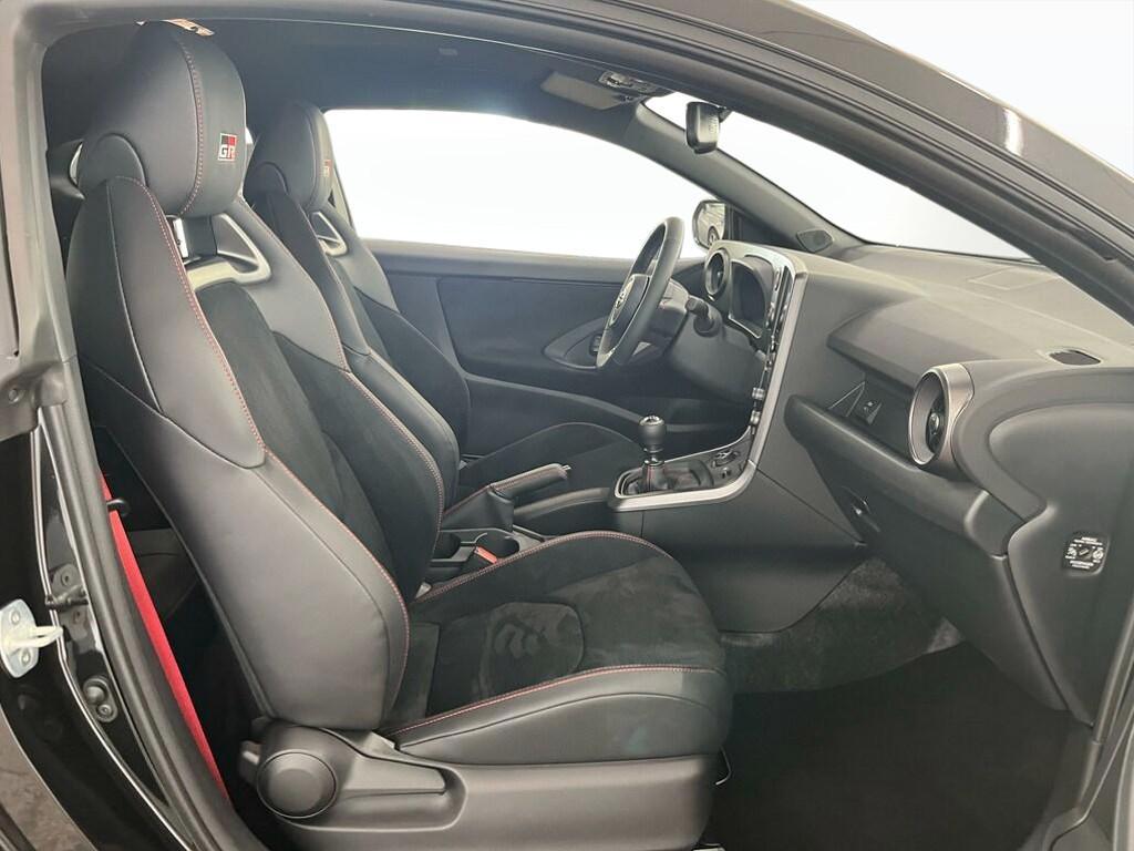Toyota GR Yaris 1.6 turbo Circuit 4WD iMT-6
