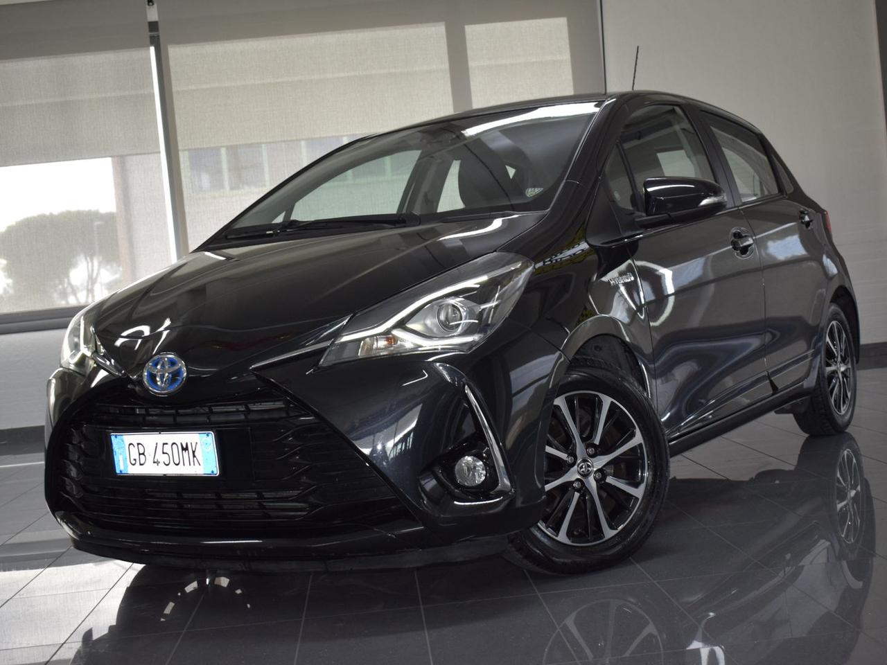 Toyota Yaris Hybrid