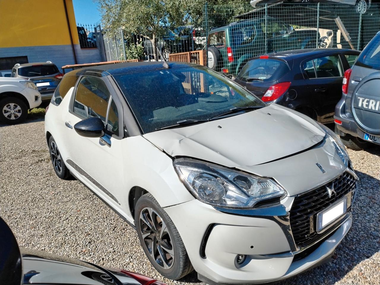 Ds DS3 DS 3 BlueHDi Cabrio Incidentata/Sinistrata
