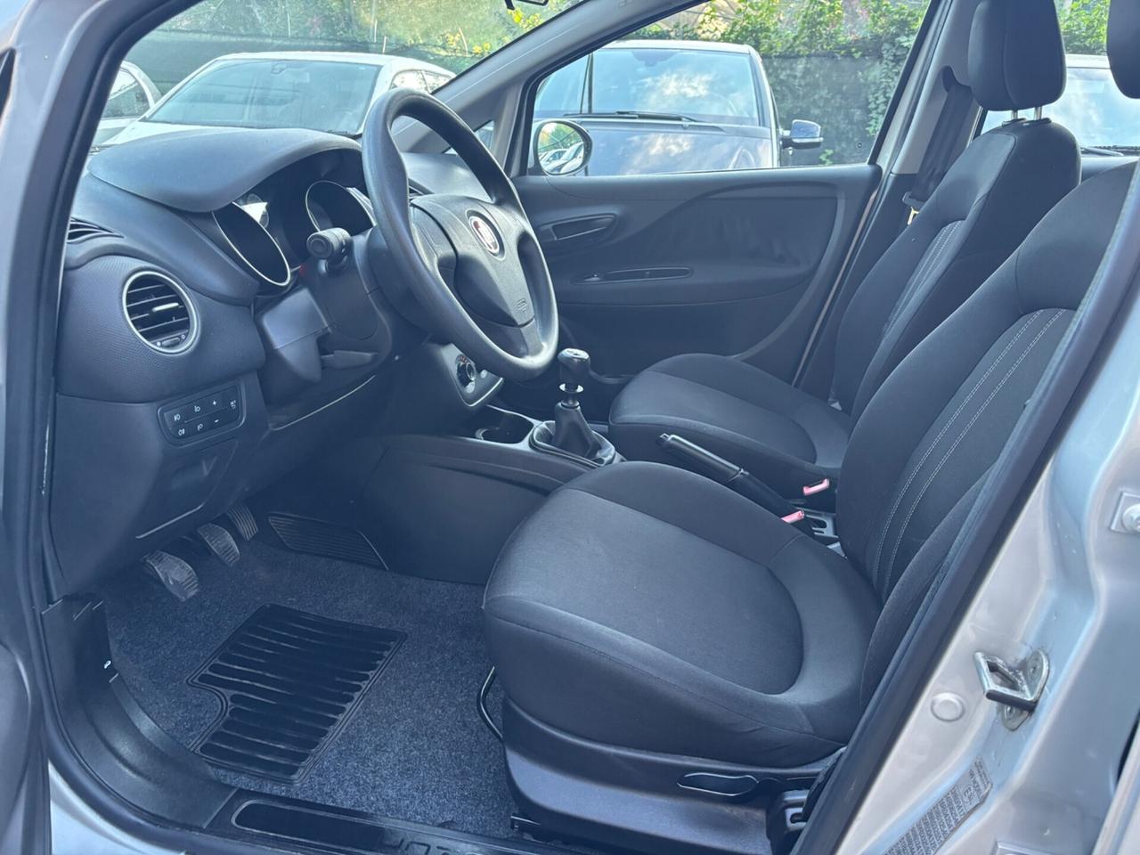 Fiat Punto 1.4 8V 5 porte METANO Lounge OK NEOPATENTATI