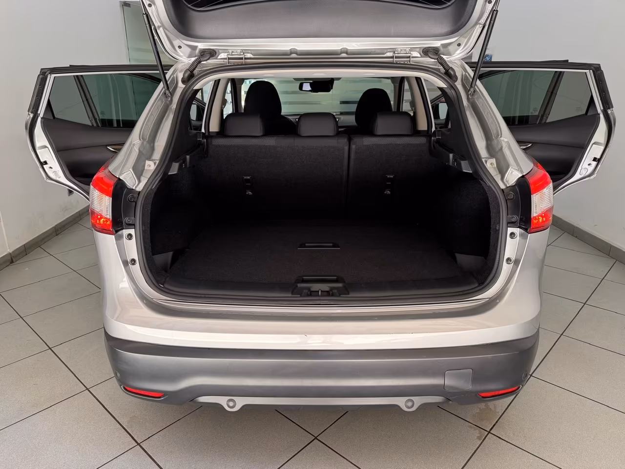 Nissan Qashqai 1.6 Diesel 130/CV Tekna 2016