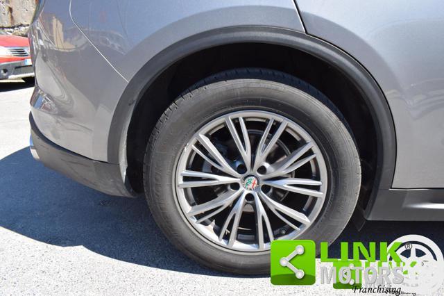 ALFA ROMEO Stelvio super business