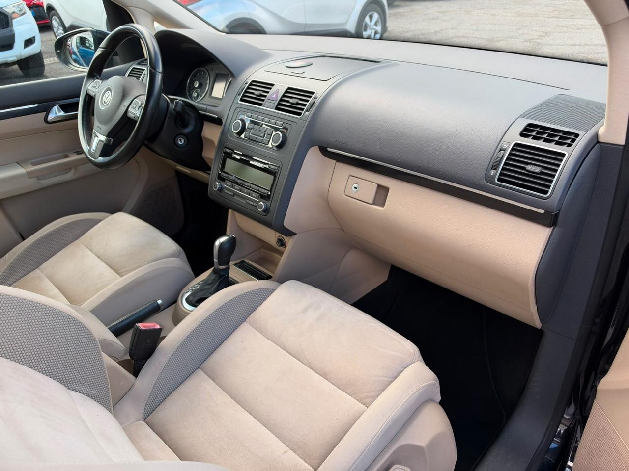 Volkswagen Touran 1.4 TSI DSG NO FINANZIAMENTO