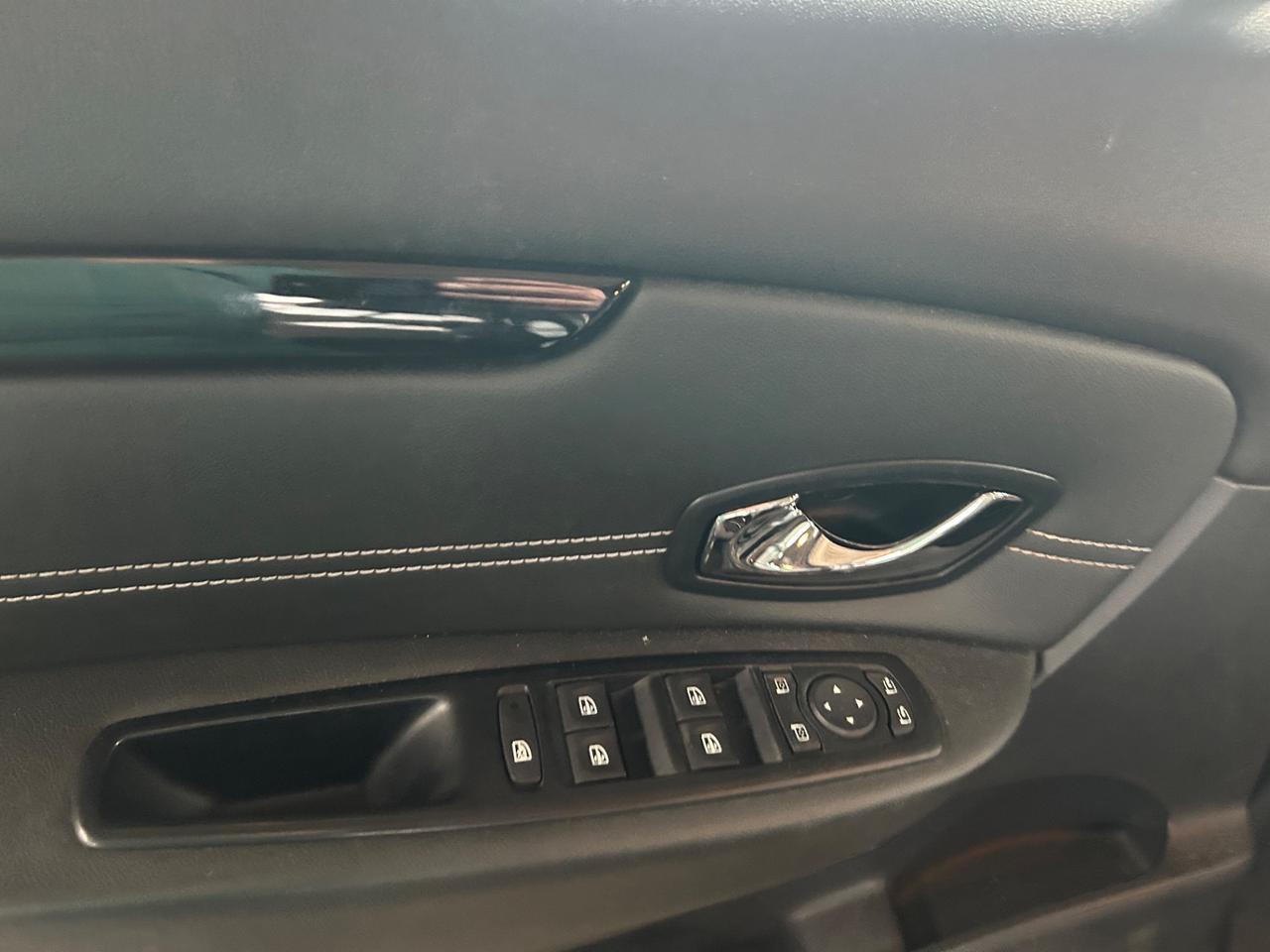 Renault Scenic 1.5 110CV 7 POSTI