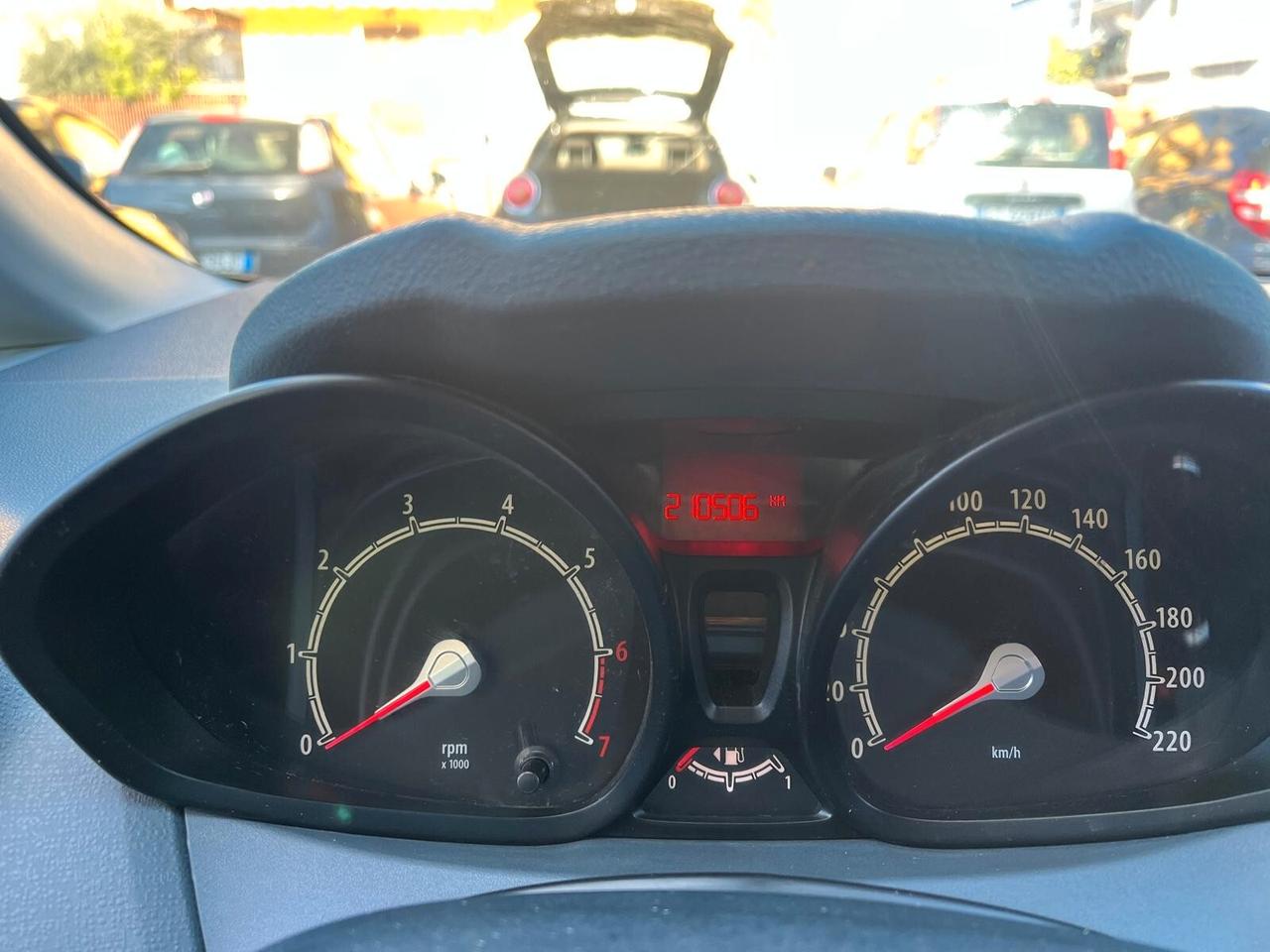 Ford Fiesta 1.4 5 porte Bz.- GPL Titanium