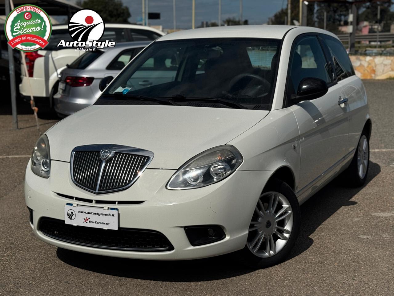 Lancia Ypsilon 1.3 MJT 75 CV - 2011