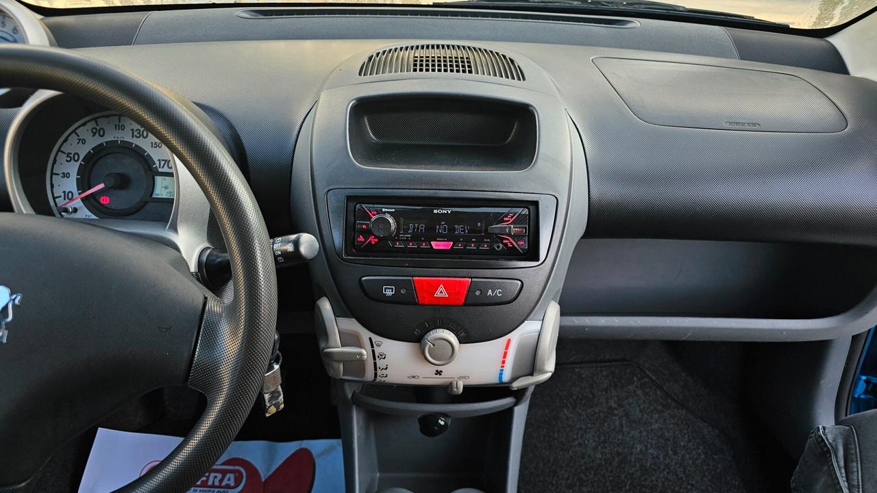 Peugeot 107 1.0 68CV 5p. Plaisir