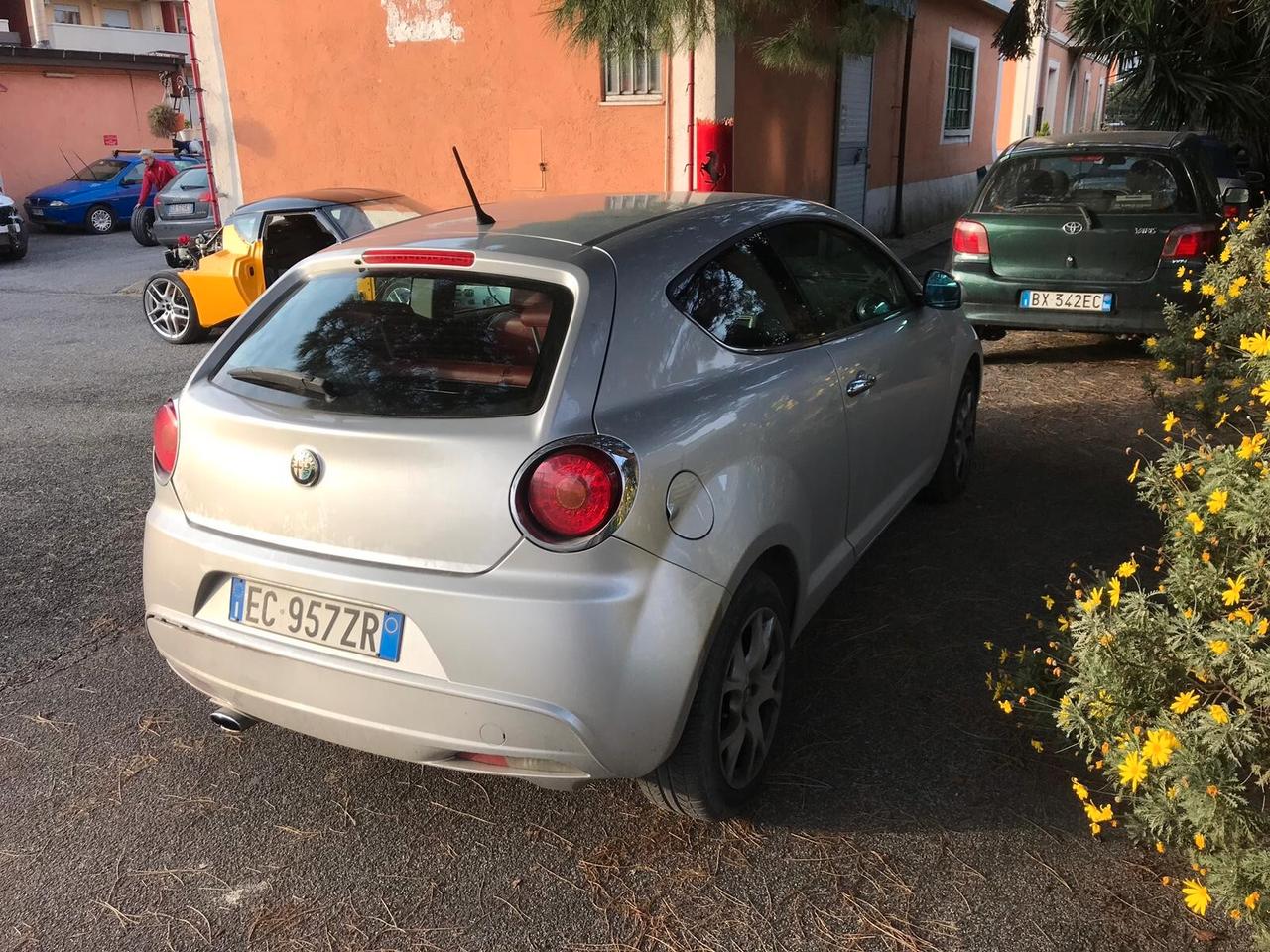 Alfa Romeo MiTo 1.6 JTDm 16V Distinctive Premium Pack