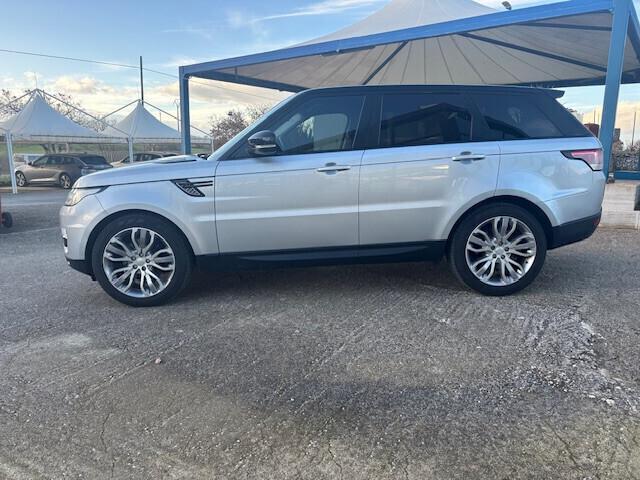 Land Rover Range Sport 3.0 TDV6 HSE Dynamic