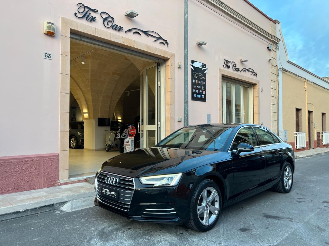 AUDI A4 BERLINA 2.0 TDI SPORT 122CV NAVI CRUISE ANNO 2017