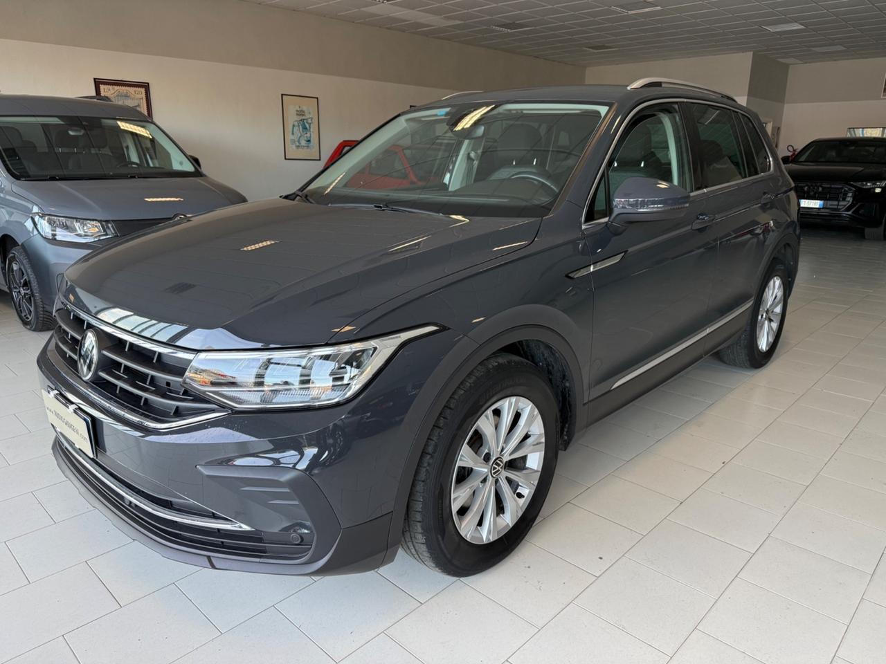 Volkswagen Tiguan 2.0 TDI 150 CV SCR DSG Elegance