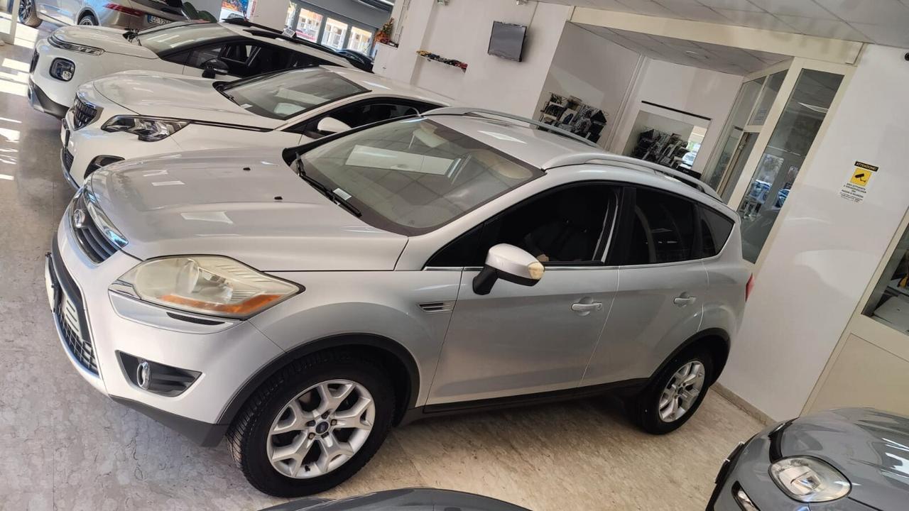 Ford Kuga 2.0 TDCi 140 CV 2WD