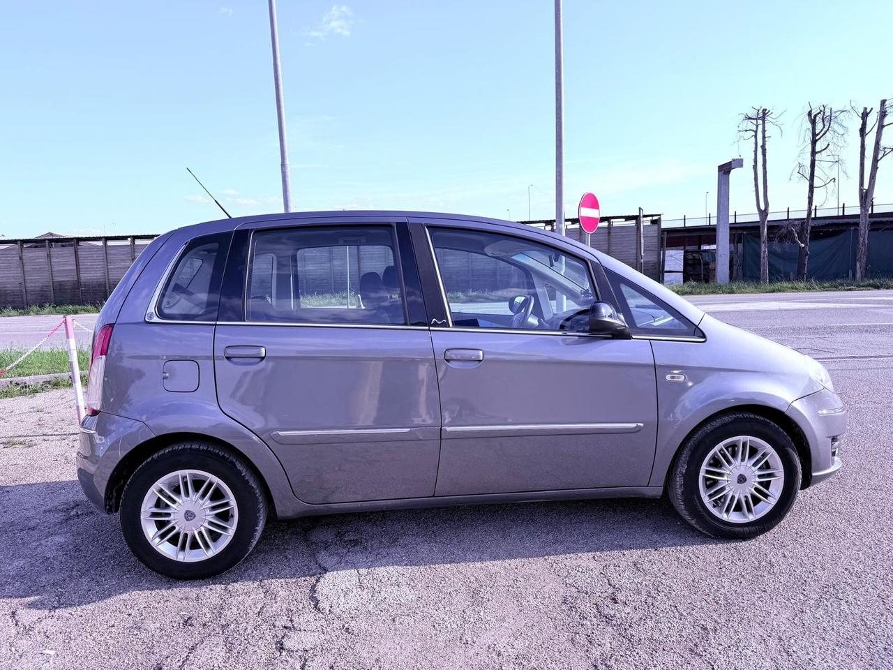 Lancia MUSA 1.3 Mjt 95 CV ok neopatentati