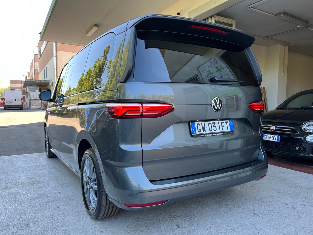 Volkswagen Multivan T7 2.0 LIFE DSG GARANZIA 5ANNI